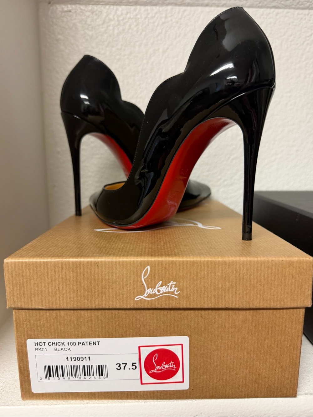Christian Louboutin Hot Chick 100mm Black Patent Stiletto Pumps with Red Soles